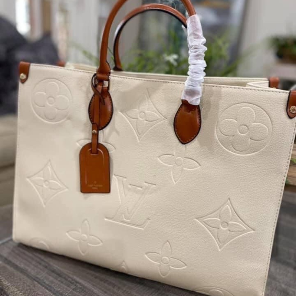 White / Tan 12 x16 bag Beautiful